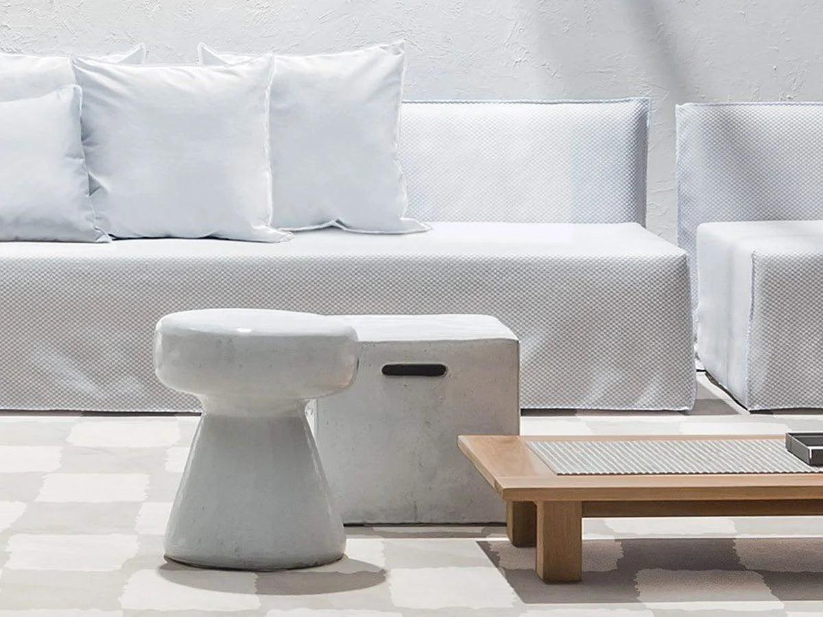 Gervasoni Inout 41 Pouf in Cemento | Il mio negozio