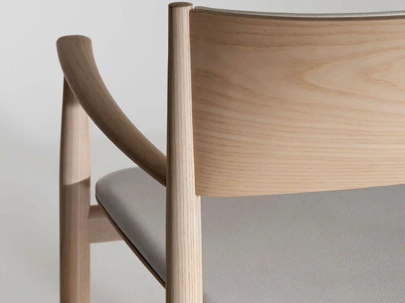 Porro Neve Sedia con Braccioli