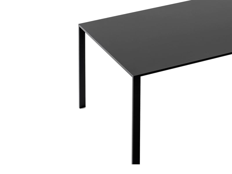 Kristalia Be-Easy Tavolo Fisso - L. 123 x P. 79 cm / Nero Ingo 0720 / Gambe Nere