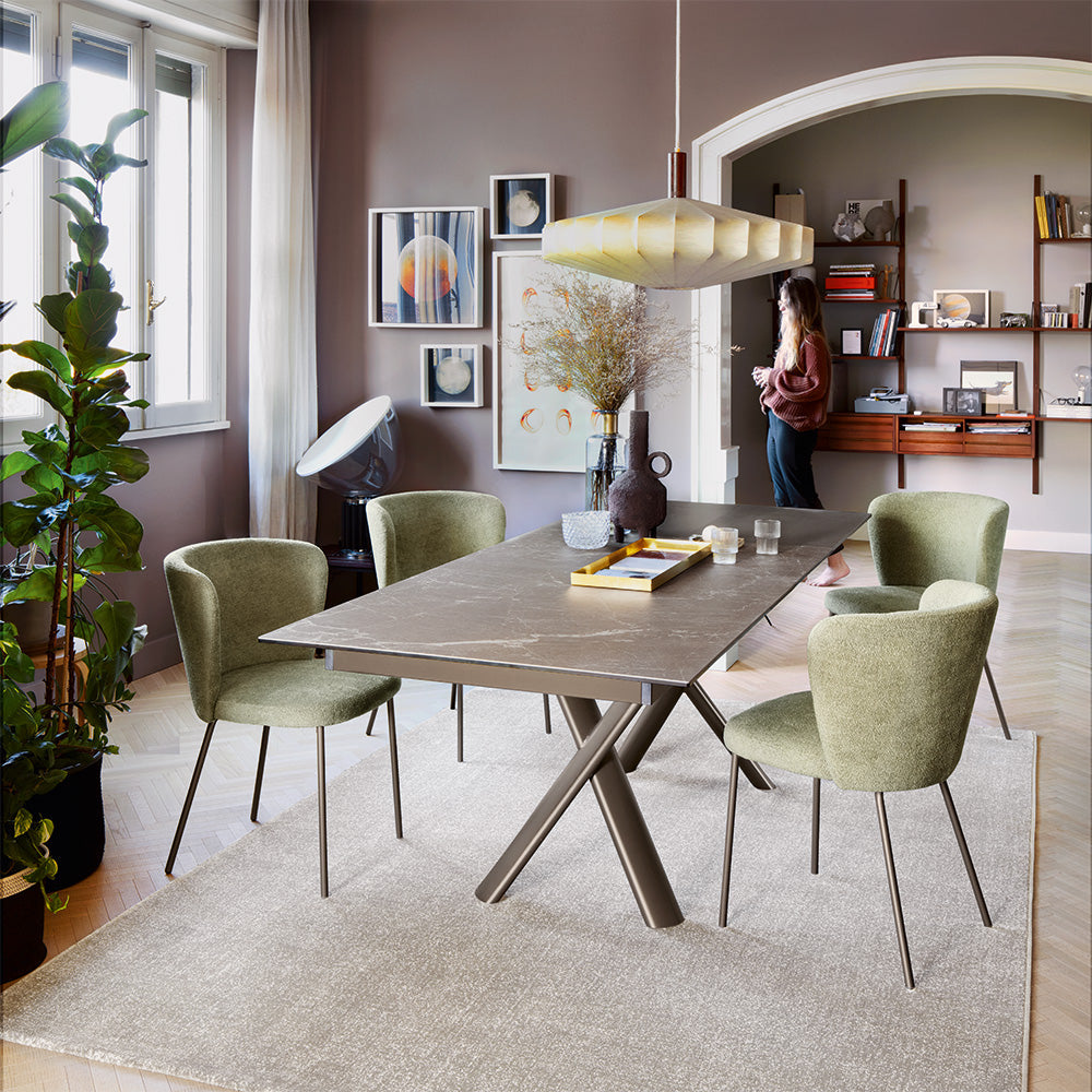 Master – Tavolo allungabile con piano in ceramica traslante e prolunga pieghevole in melaminico