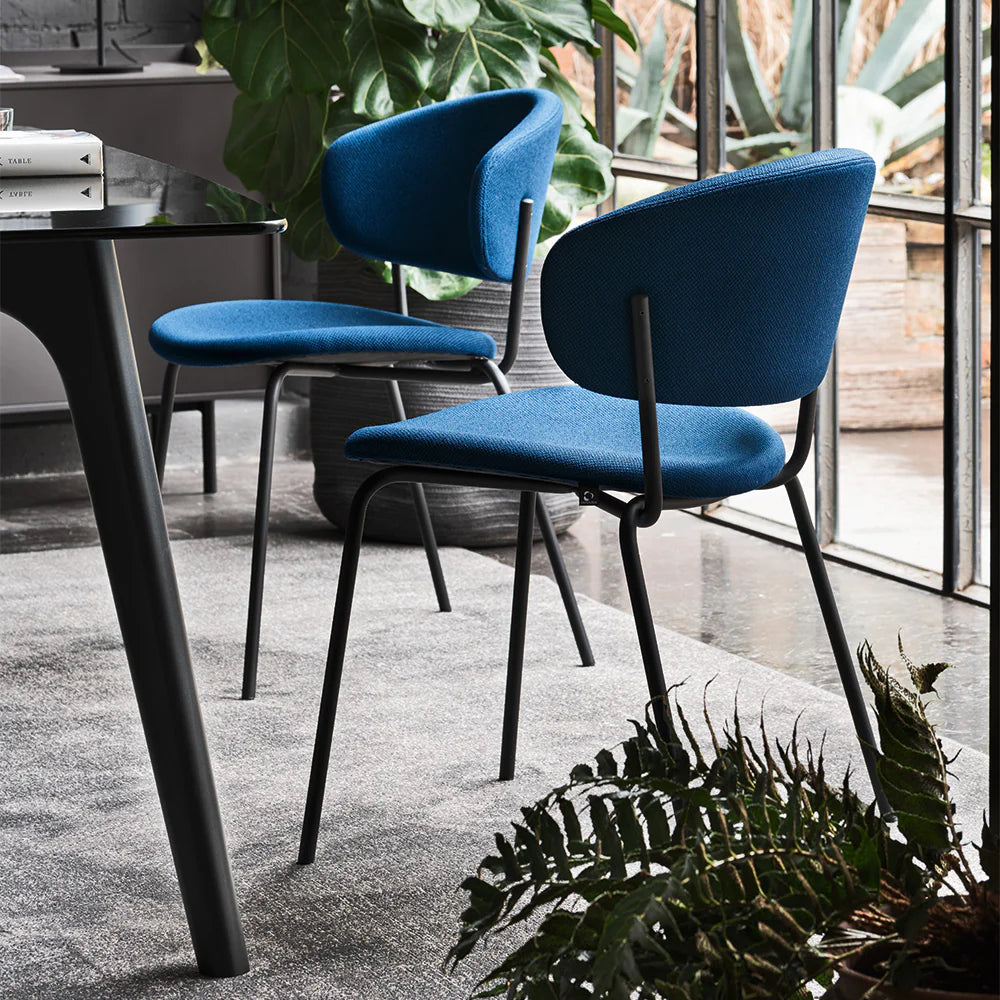 Sedia Desy – Design Anni ’50 con Struttura a Tubi Sovrapposti