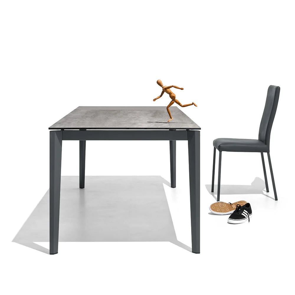 Sedia GARDA – Struttura in Metallo con Sedile e Schienale in Tessuto Tecnico