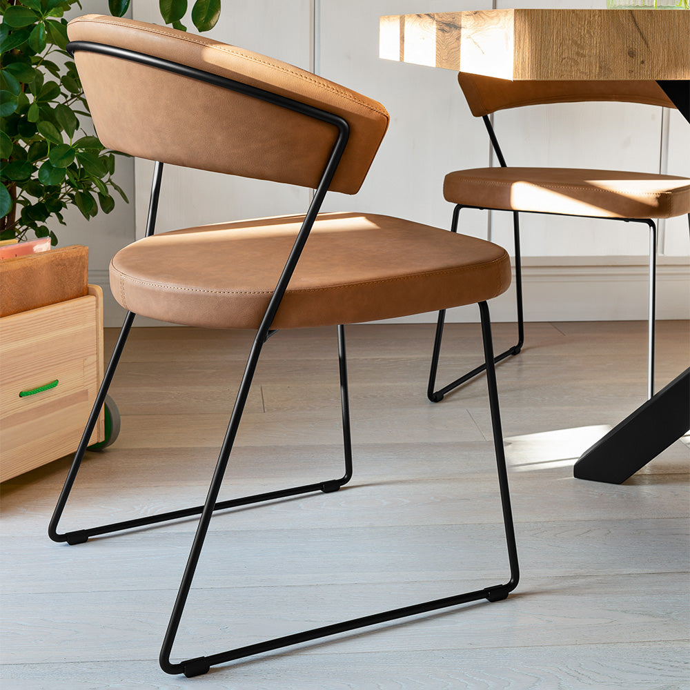 Sedia NEW YORK – Struttura in Metallo a Slitta con Seduta Imbottita e Rivestita