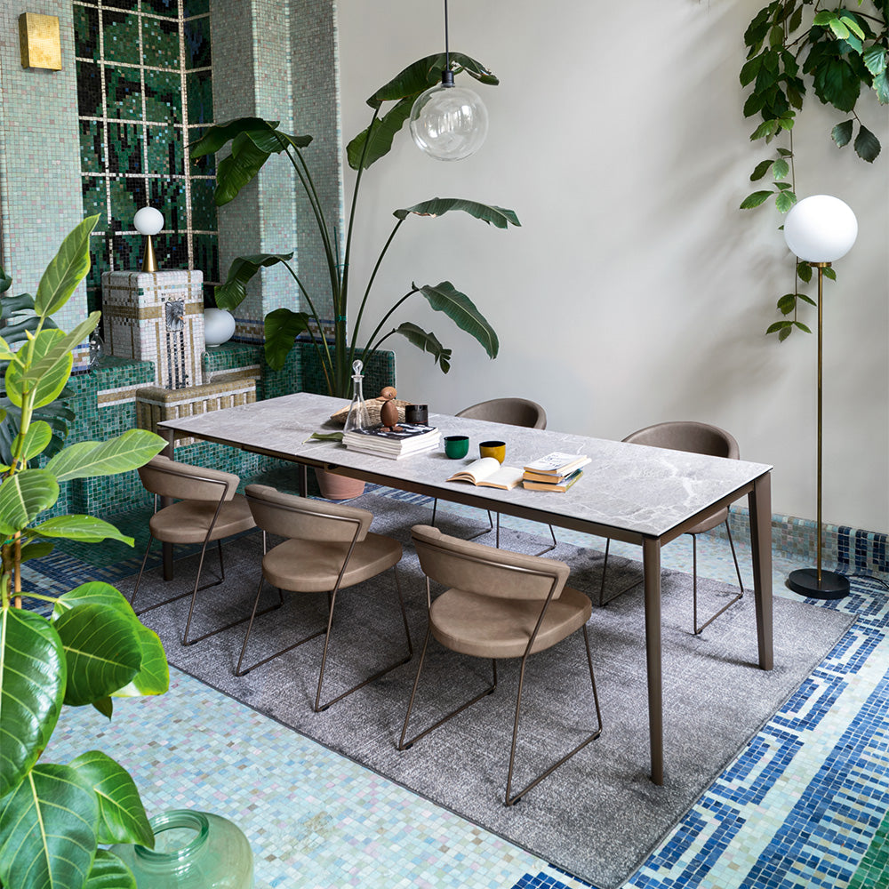 Sedia NEW YORK – Struttura in Metallo a Slitta con Seduta Imbottita e Rivestita