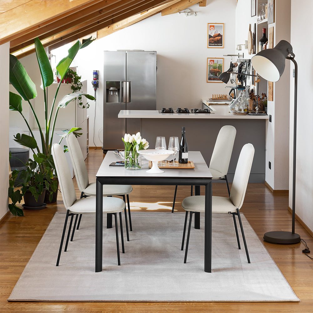 Tavolo Allungabile Dorian di Connubia – Design Moderno e Funzionalità Intelligente