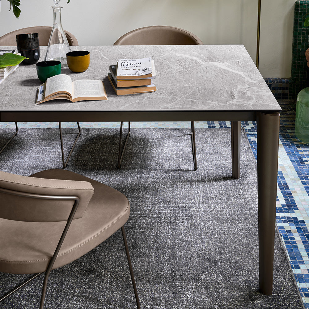 Tavolo Artic – Design Moderno e Allungabile per la Tua Sala da Pranzo