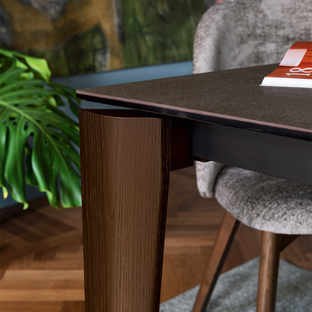 Tavolo Band – Eleganza Moderna e Funzionalità Allungabile per la Tua Casa