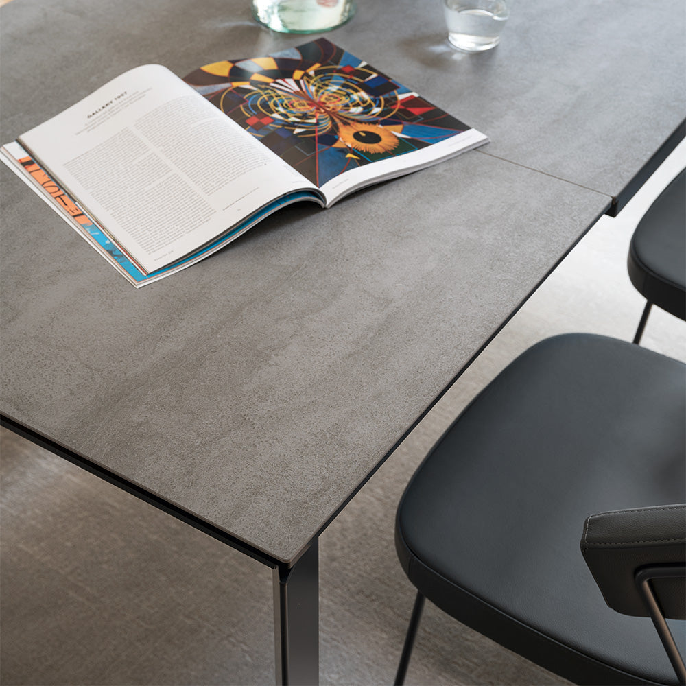 Tavolo Allungabile Baron di Connubia – Eleganza e Praticità per la Tua Sala da Pranzo