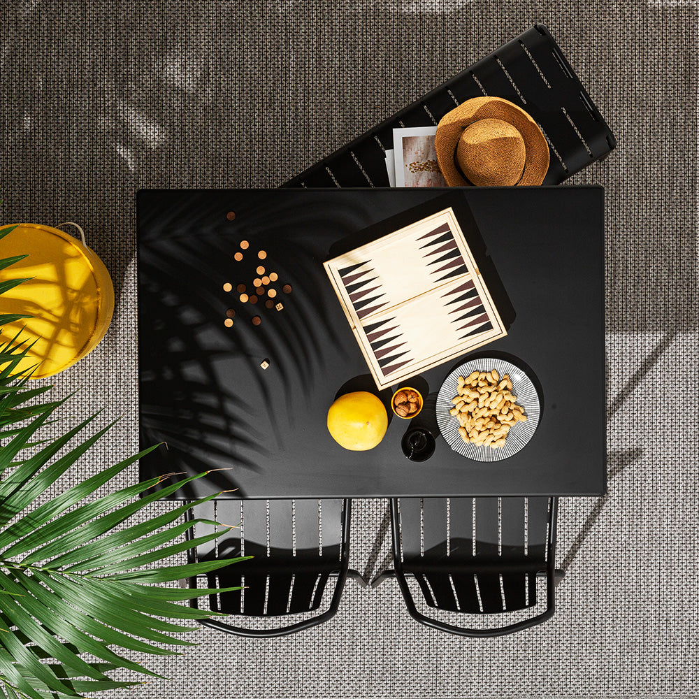 Tavolo EASY di Connubia – Design Minimal e Funzionale per Esterni