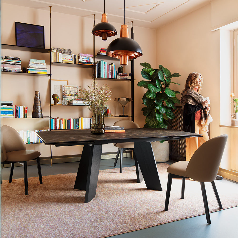 Tavolo Victor in Ceramica e Legno di Frassino – Design Moderno ed Elegante