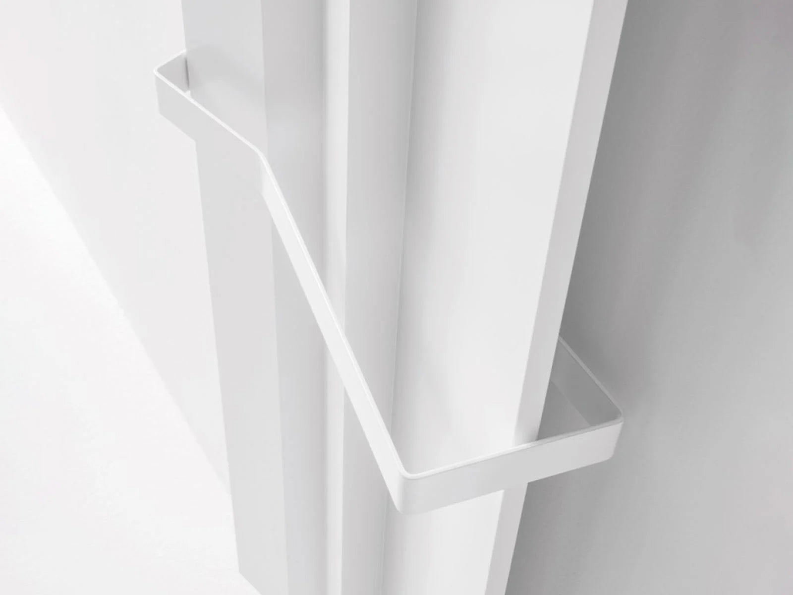 Antrax IT Android V – Radiatore Elettrico a Parete | Il mio negozio