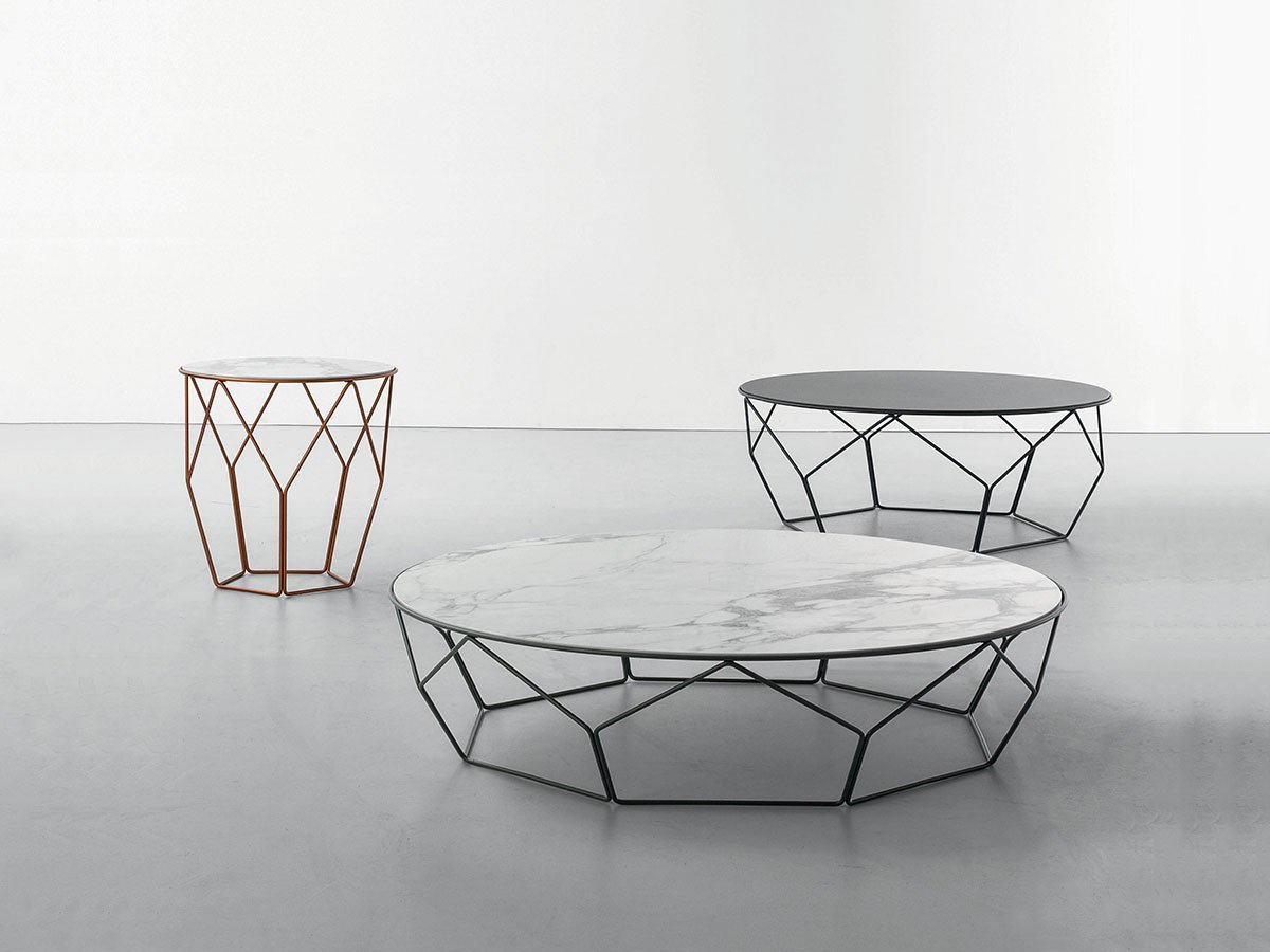 Bonaldo Arbor Tavolino - Ø117 x H. 27 cm / Ottone opaco / Ceramica Calacatta macchia vecchia Finitura Seta