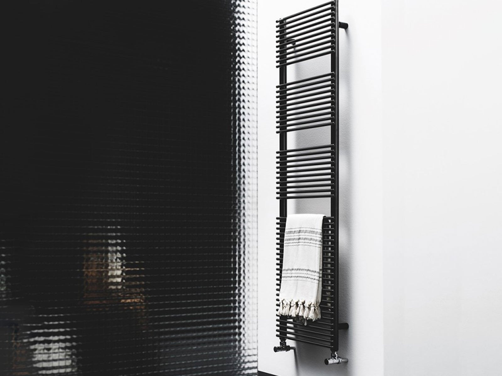 Antrax IT BD 13d – Scaldasalviette a Parete | Il mio negozio