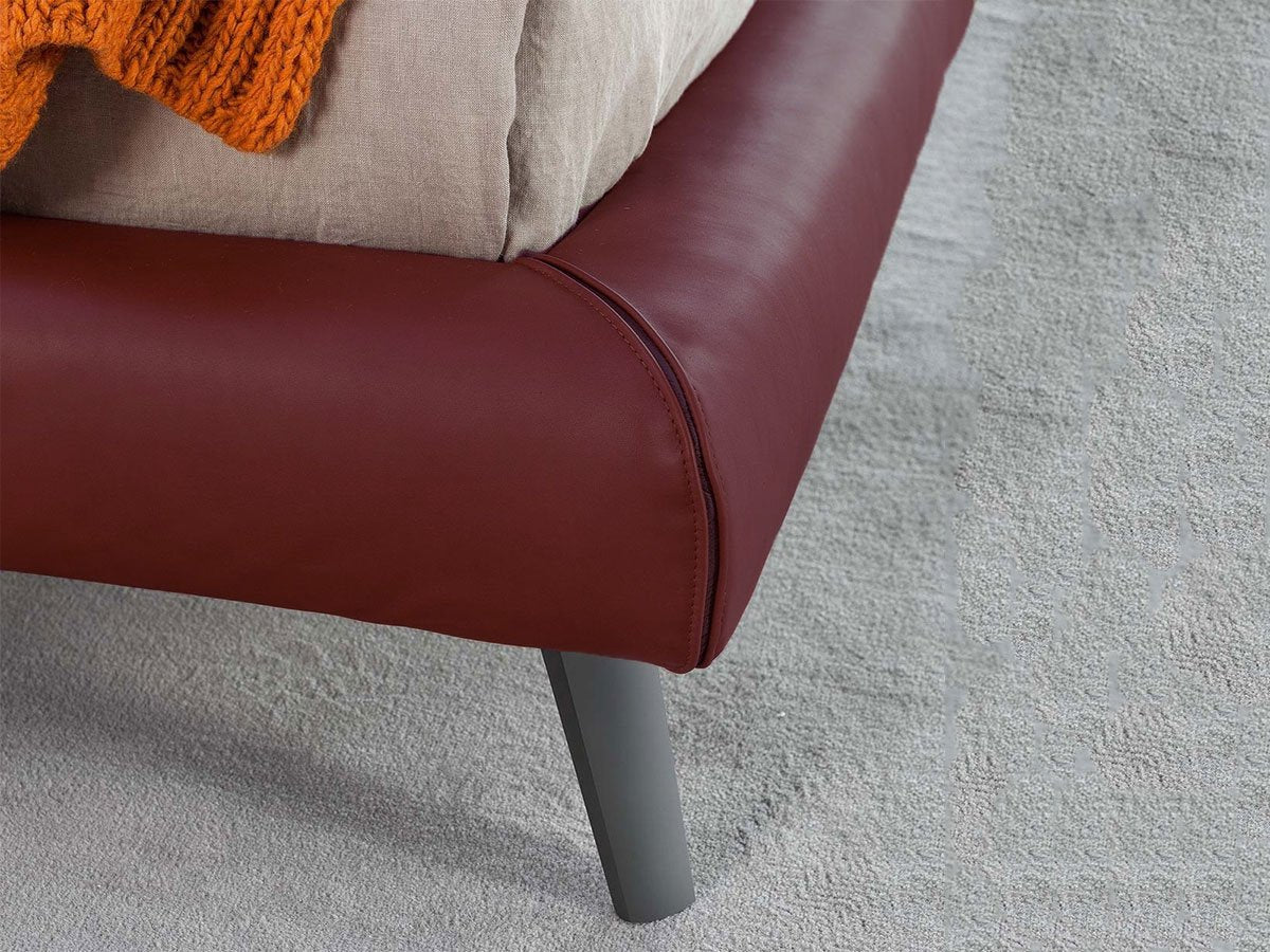 Bonaldo Cuff Letto 160 - Piedi Antracite / Inserti Pelle Capri L04 / Rivestimento Pelle Ponza Anilina A05