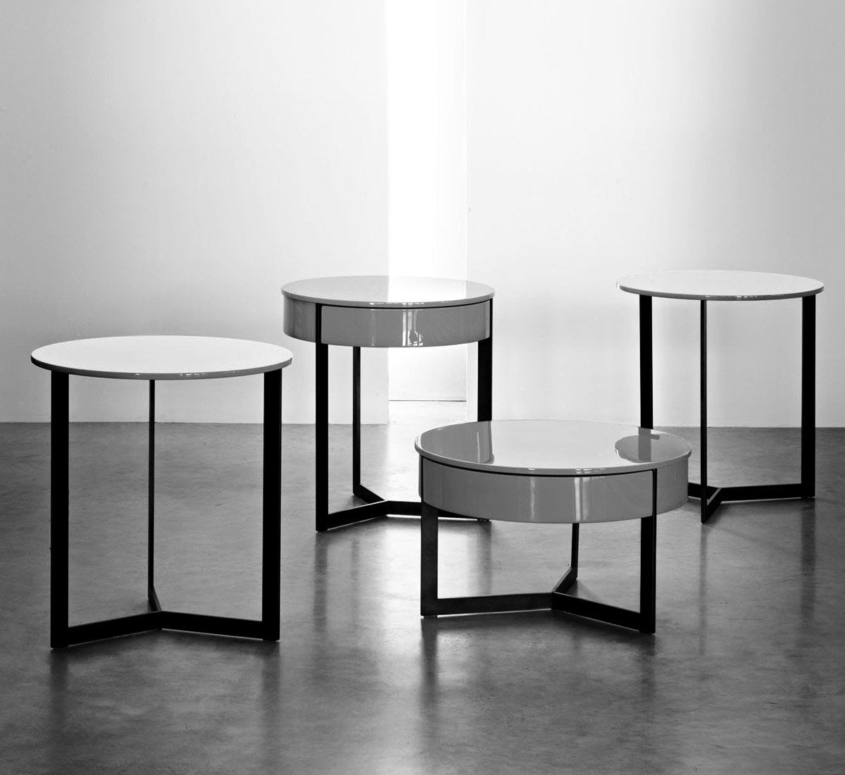 Lema Sign Tavolino con Cassetto ⌀ 60 cm - 233 talpa | Il mio negozio