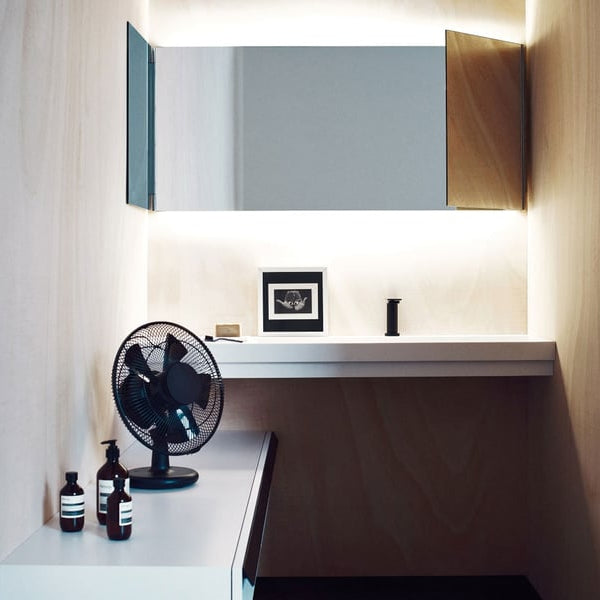 Agape Narciso Specchio a Parete con Luce H80