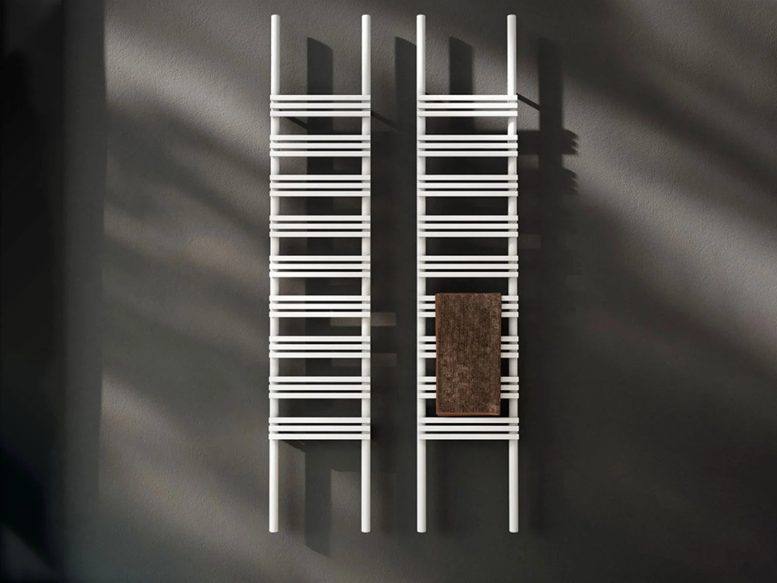 Antrax IT Pioli – Radiatore a Parete | Il mio negozio