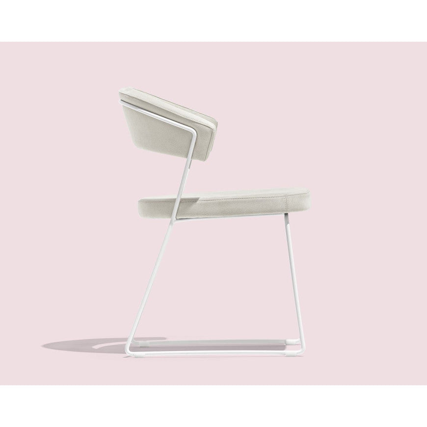 Abitarearreda Sedia New York da soggiorno a slitta Connubia | Il mio negozio