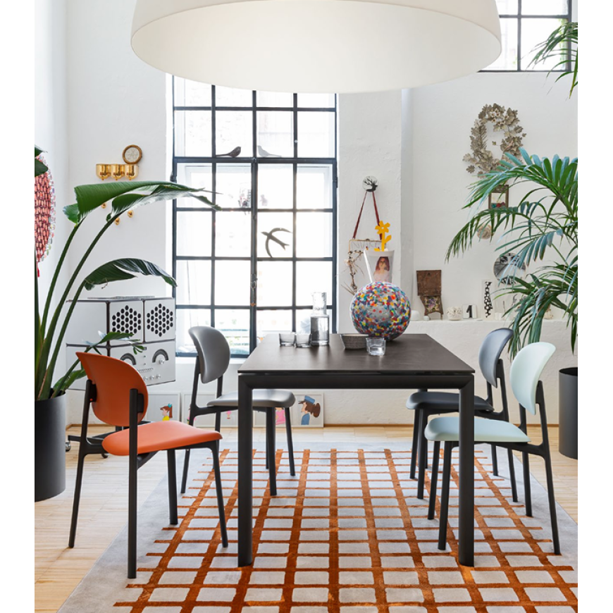 Abitarearreda Sedia Zero impilabile in tecnopolimero Connubia | Il mio negozio