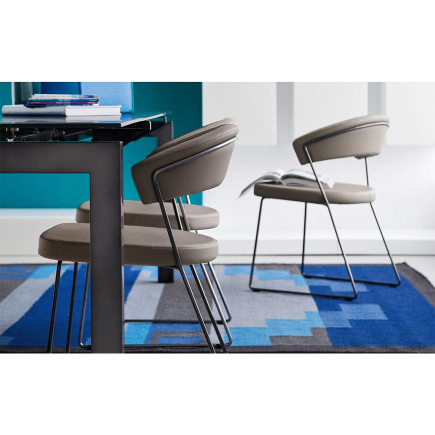 Abitarearreda Sedia New York da soggiorno a slitta Connubia | Il mio negozio