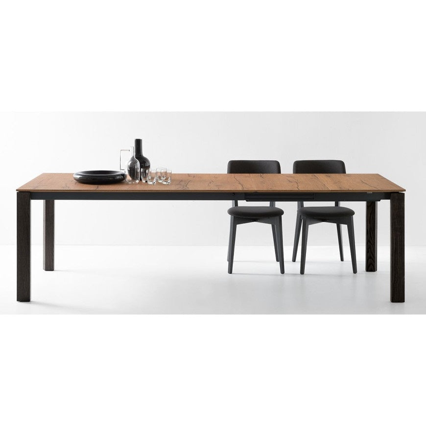 Abitarearreda Tavolo Eminence rettangolare allungabile con gambe in metallo Connubia | Il mio negozio