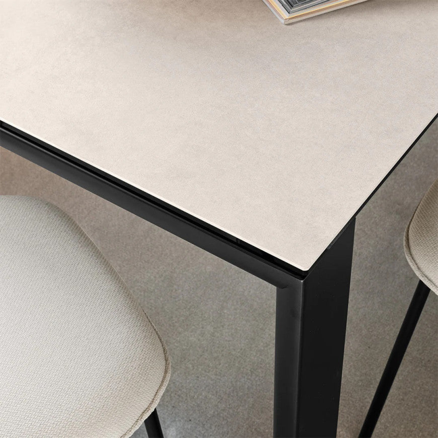 Abitarearreda Tavolo Dorian rettangolare allungabile con struttura in metallo Connubia | Il mio negozio