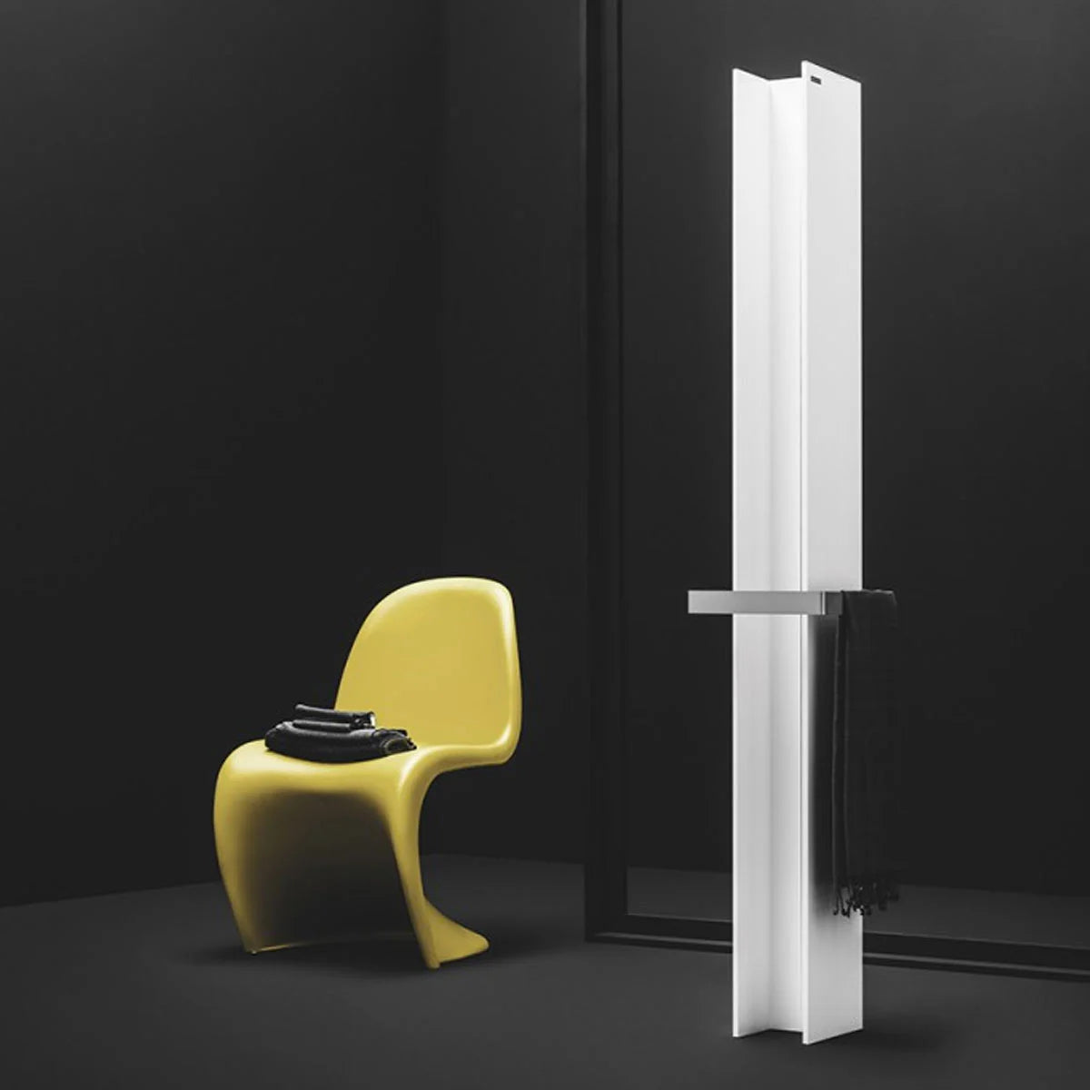 Antrax IT T Tower – Radiatore da Terra | Il mio negozio