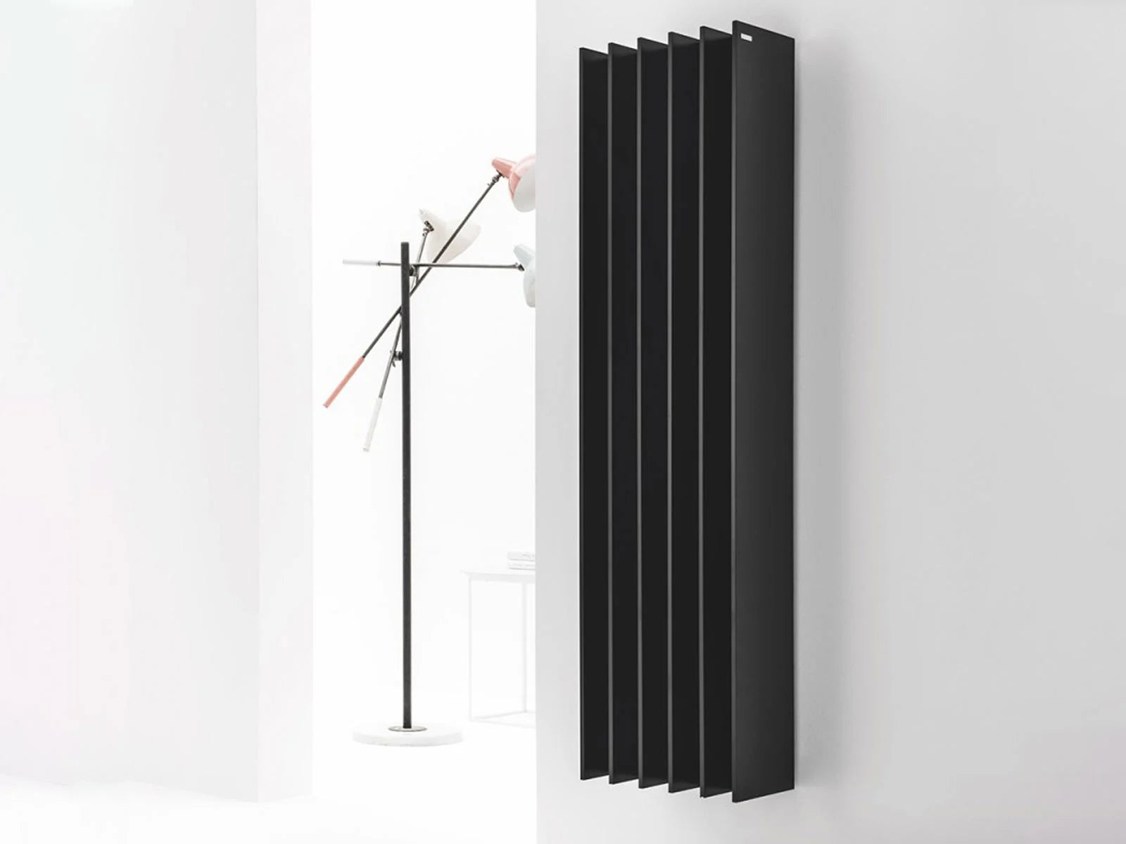 Antrax IT TT V – Radiatore a Parete | Il mio negozio