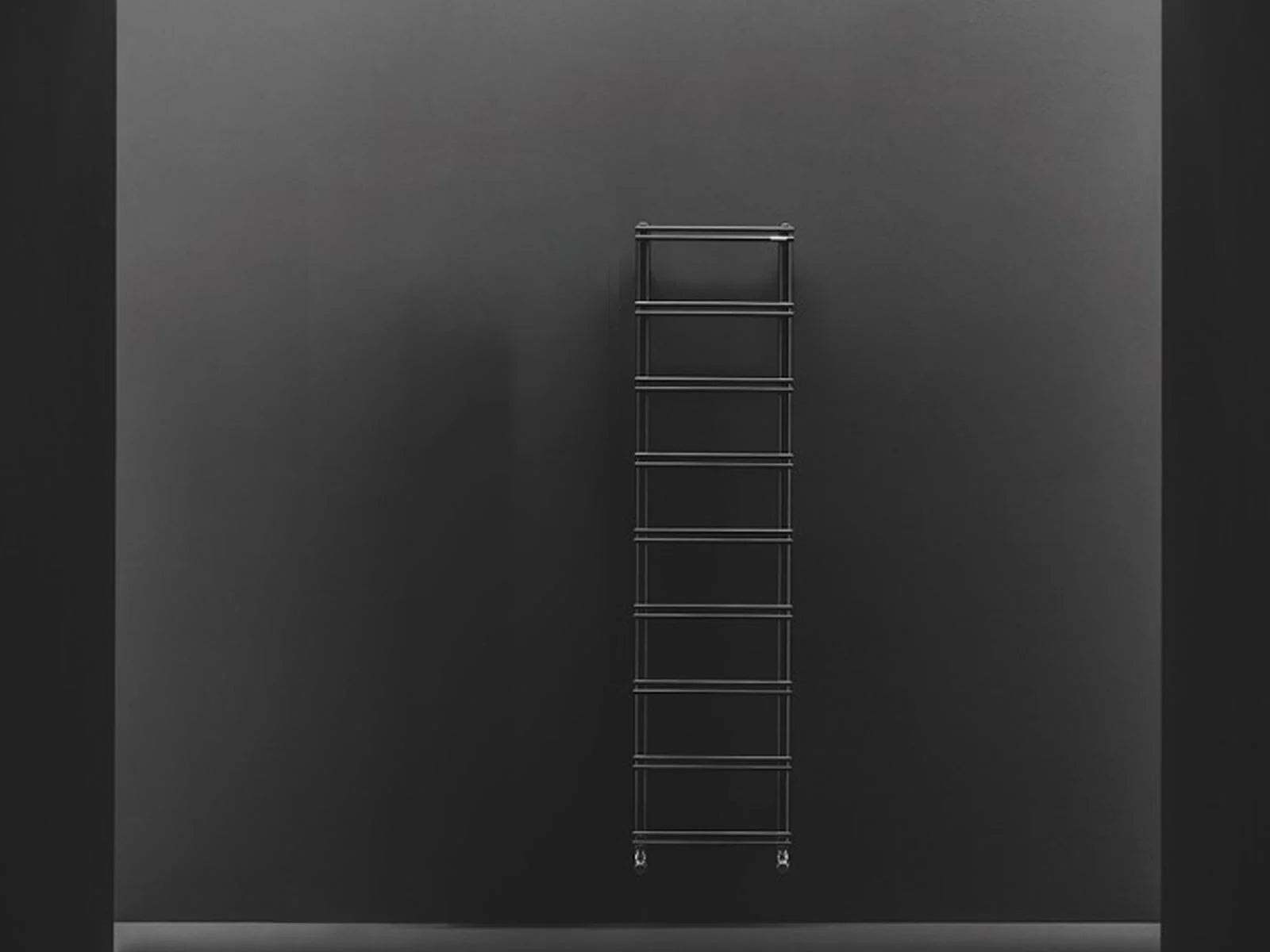 Antrax IT V8 – Scaldasalviette a Parete | Il mio negozio